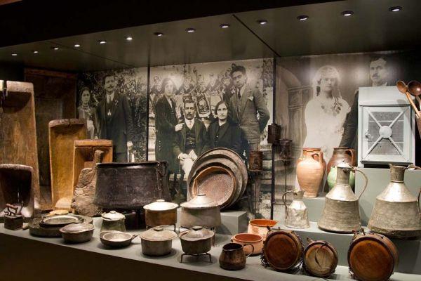 Ιστορικό και Λαογραφικό Μουσείο Αρναίας