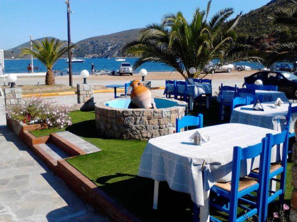 Ψαροταβέρνα "Πόρτο Κουφό" Νίκος