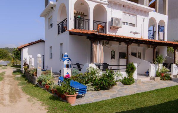 Stelios Melissis Apartments